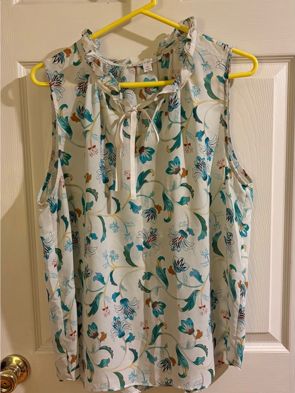 Sleeveless Floral Tie-Neck Blouse - White with Teal & Green Floral